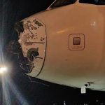 激しい乱気流で機首欠損、旅客機が緊急着陸　南米パラグアイ