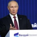 プーチン氏が欧米批判、「危険で血なまぐさい汚いゲーム」展開と主張