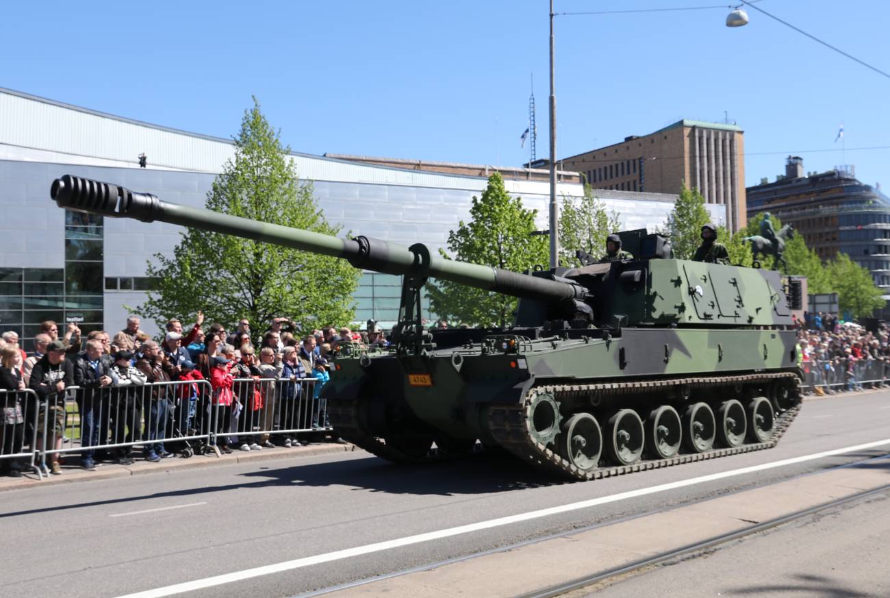 自由に値段はつけられない、エストニア国防相がK9の追加導入を示唆