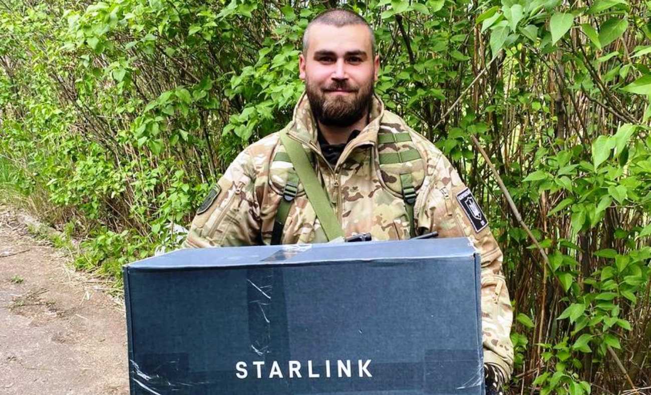 ウクライナ軍が依存するStarlink、コスト負担の問題でサービス停止の危機