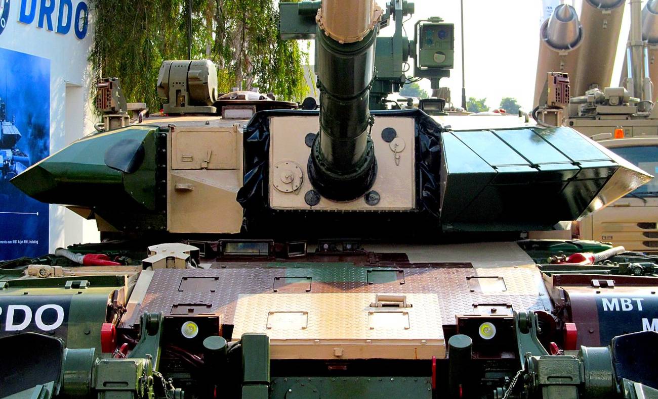 武器輸出を推進するインド、アルメニアから多連装ロケットシステムを受注