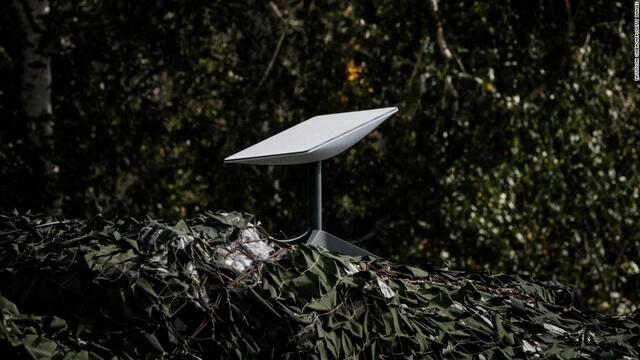 ウクライナ軍に通信障害、費用問題からスターリンク端末1300台が接続不能に ウクライナ軍に通信障害、費用問題からスターリンク端末1300台が接続不能に