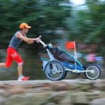 86歳で完走、脳性まひの息子と走る父親 マラソン大会で大感動の数々