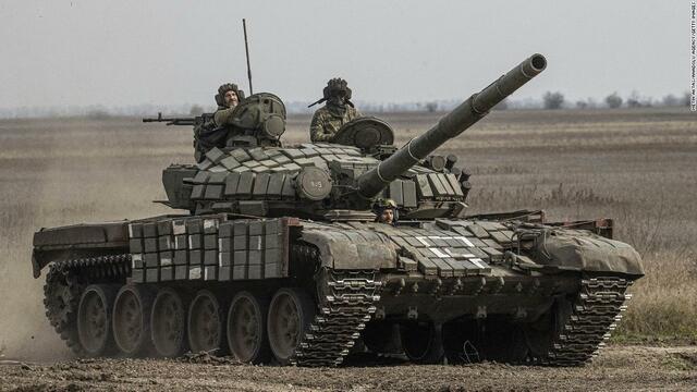 撤退のロシア軍、ヘルソン市を「死の街」に変える　ウクライナ当局者が警告