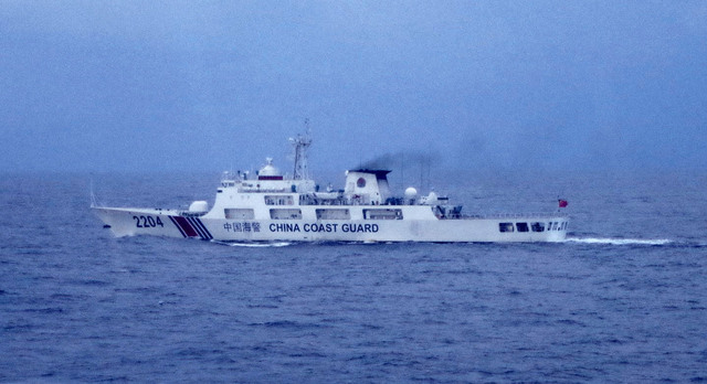 中国、76ミリ砲搭載艦を派遣　尖閣周辺、海警過去最大か