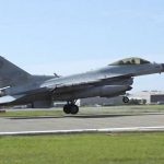 韓国空軍の戦闘機が墜落…パイロットは緊急脱出　／江原道