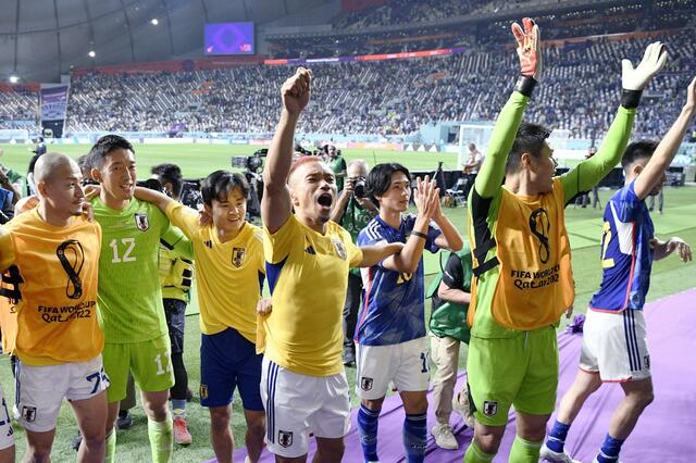 聯合ニュース「次は韓国の番だ」　日本が優勝候補を撃破と速報