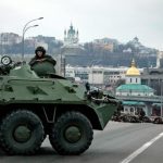 大統領府主導のロシア世論調査、「停戦協議」支持５５％で「戦闘継続」望むは２５％