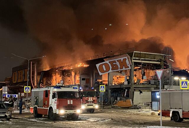 モスクワ商業施設で火災　1人死亡、欧米大手出店