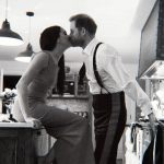英王室は「兄のため喜んでうそをついた」 ヘンリー王子