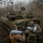 東部バフムート、激しい戦闘も「持ちこたえている」　ウクライナ軍