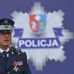ウクライナの贈り物が爆発、ポーランド警察長官が負傷