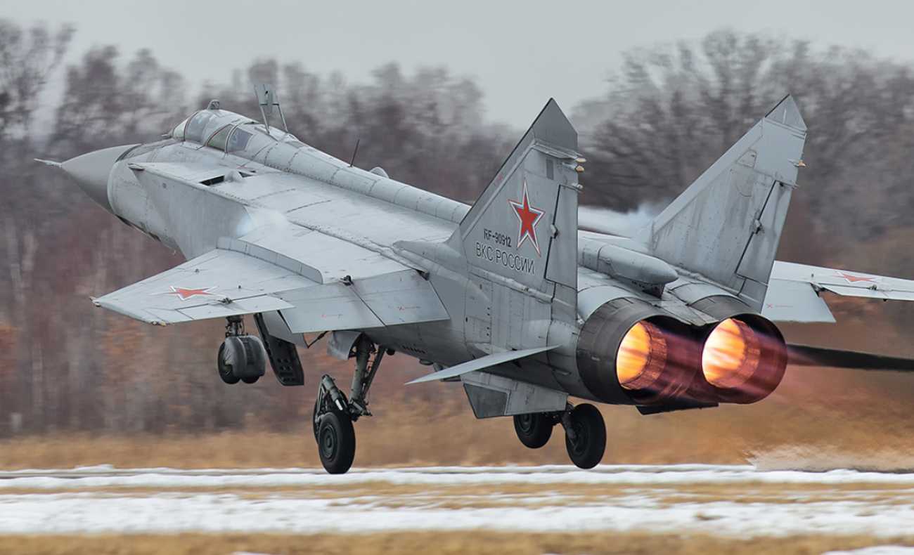 ウクライナ人パイロットは数ヶ月でF-16を飛ばせる、但し飛ばせるだけ実戦は別
