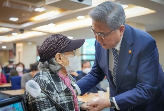 【朗報】「日本企業はいかなる形であっても補償に加わらない」と日本政府が最終決定 韓国狼狽w 【朗報】「日本企業はいかなる形であっても補償に加わらない」と日本政府が最終決定 韓国狼狽w