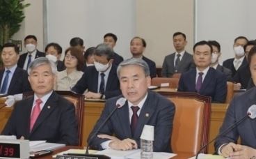 韓国国防相「レーダー照射なかった。むしろ日本が威嚇飛行」 韓国国防相「レーダー照射なかった。むしろ日本が威嚇飛行」