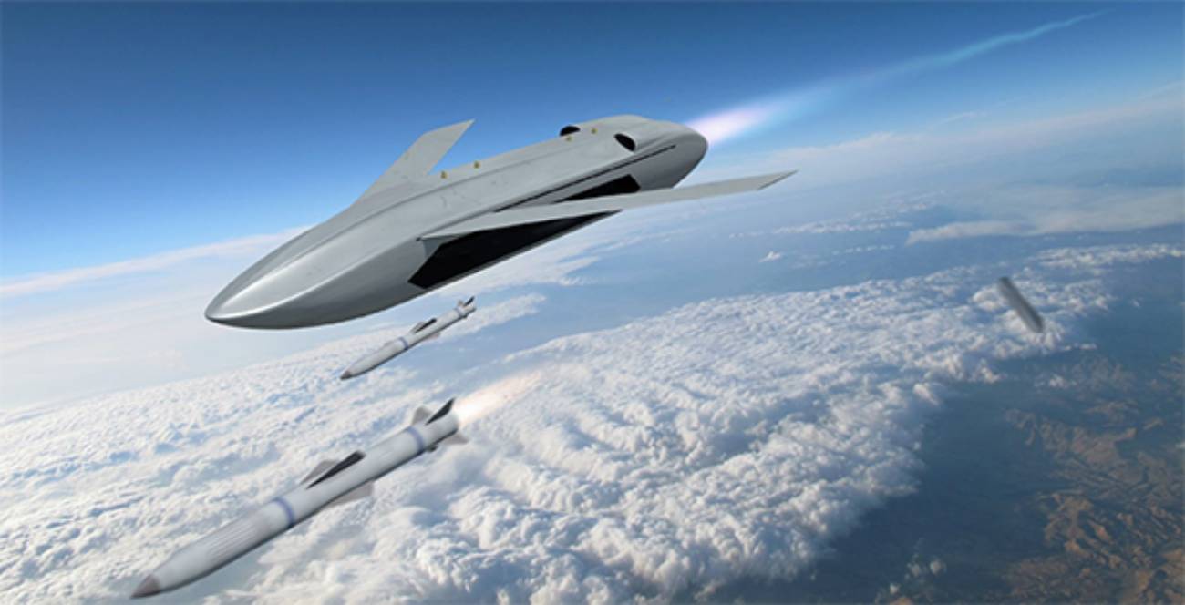 米GA-ASI、複数の空対空ミサイルを運搬可能なLongShotのフェーズ2に選定