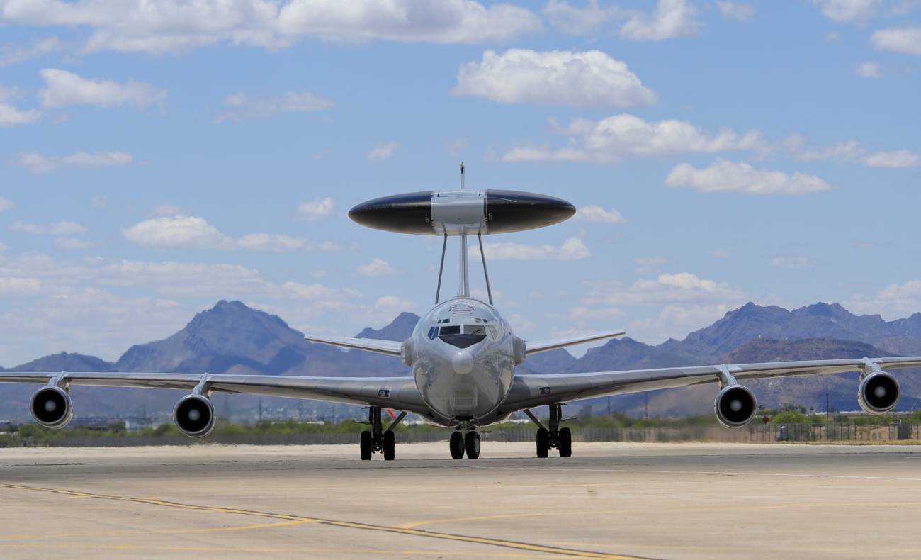 米空軍がボーイングに契約を授与、E-3の後継機としてE-7を計26機調達