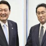 【朗報】「韓国大統領が日本に来て岸田首相と野球観戦」とかいう意味不明の計画が未遂に終わるｗ￼