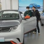【中国崩壊】電気自動車の販売台数が-49%激減ｗ￼