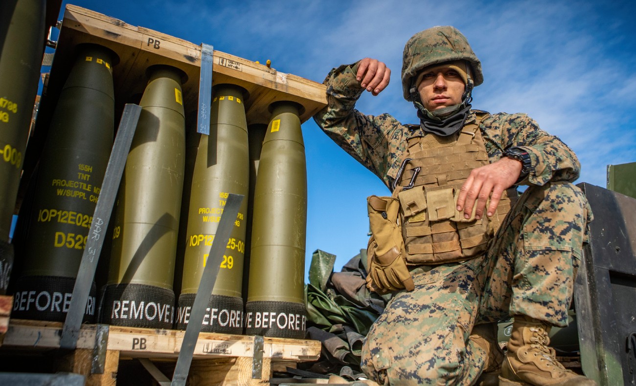 ウクライナへの間接支援、日本が米国への155mm砲弾供給を検討か