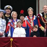 カミラ女王、キャサリン皇太子妃、シャーロット王女の衣装＆ジュエリーを解説【チャールズ国王戴冠式】