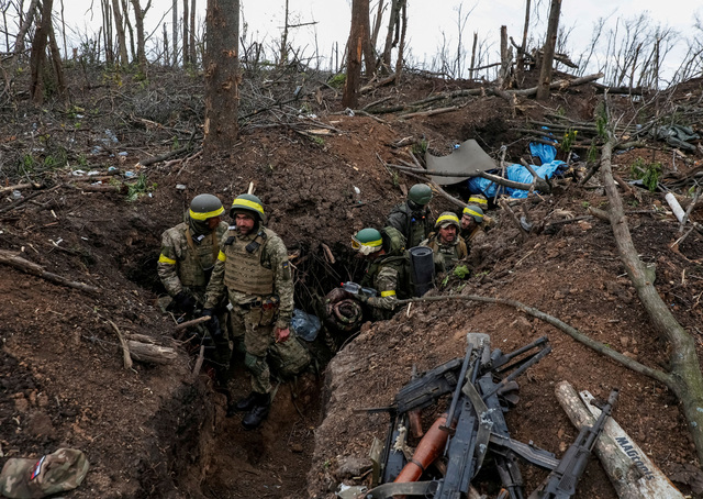 ウクライナ軍、バフムト近郊で前進　激戦続く＝国防次官