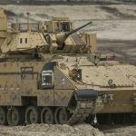 ウクライナ軍、米国製装甲車両１６両失う　諜報分析