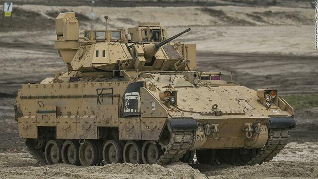 ウクライナ軍、米国製装甲車両１６両失う　諜報分析