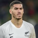 サッカーＮＺ代表、カタール戦の後半を放棄　「選手に差別発言」