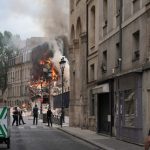 パリで爆発、建物2棟が崩壊 24人負傷、2人不明