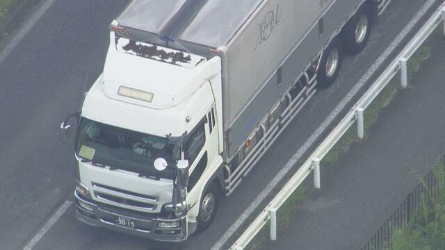 【速報】大型トラックが10代とみられる男女2人はねる　1人重体1人重傷か　運転手を現行犯逮捕　千葉・成田市