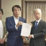 刑務官に装着式カメラ 受刑者を「さん」付け 第三者委が提言／ネット「そのうち受刑者様って呼べって言い始めるぞ」「どっちが犯罪者？」