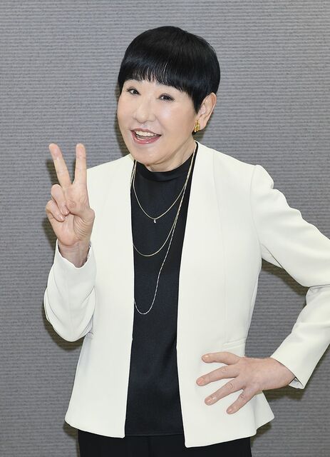 和田アキ子 芸能生活55年 「新しい学校のリーダーズ」と共演。「オトナブルー」は私の曲”あの頃は！”の「古い日記」に似ている