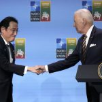 バイデン氏、岸田首相を称賛　「彼が立ち上がった」　G7演説で