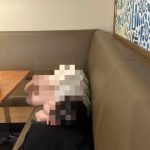 韓国KYカップル、カフェで寝そべり…注意した店員に逆ギレ「コーヒー注文しただろ」