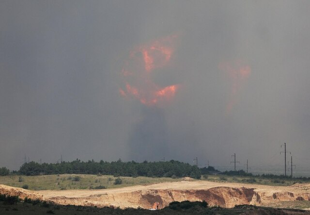 ロシア軍施設で「武器庫」の爆発続く　クリミア