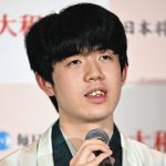 【王位戦第3局】藤井聡太王位が3連勝 佐々木七段との激戦を制し”7冠キープ王手”