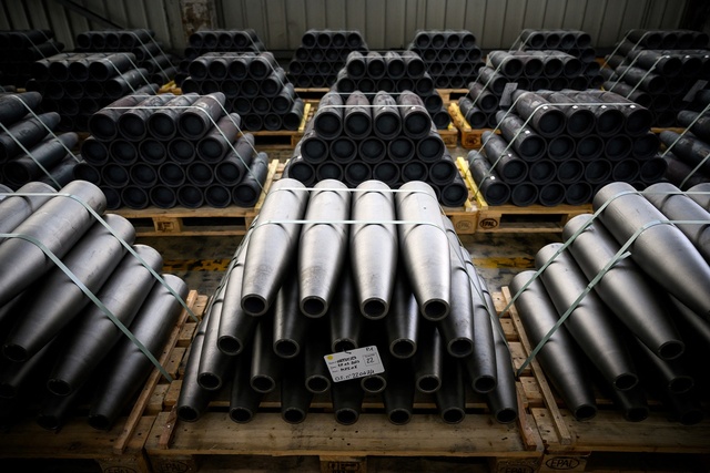 EU、ウクライナに砲弾22万発提供 100万発供与計画の一環