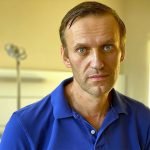 プーチン反対派ナワリヌイ氏の毒殺未遂から3年、世界でプーチンへの抗議活動が広がる