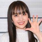 百田夏菜子の美くびれがミニTで際立つ！松岡茉優も大興奮「うっそだろ、可愛すぎる」