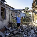 ロシア兵に殺されないため「どの家も酒を置いている」…ウクライナ４州併合１年、略奪日常化