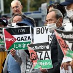 「今すぐ停戦を」　東京のイスラエル大使館周辺で市民団体が集会