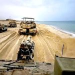 イスラエル軍、ガザ市で包囲網を狭める　衛星写真が驚きの姿を捉える