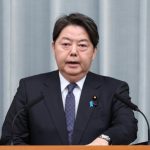 望月衣塑子「群馬県が朝鮮人追悼碑を撤去するんですが」　林官房長官「群馬県に聞けよ」