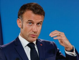 マクロン氏、メディア批判 イスラエル建国は国連のおかげ発言めぐり