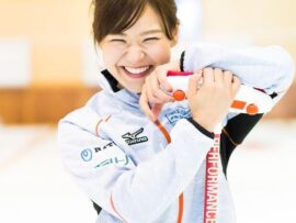 カーリング「ロコ・ソラーレ」メンバー 〝美ボディライン〟くっきりウエア姿披露にファン歓喜「ウエスト凄い！」「素晴らしい肉体美」