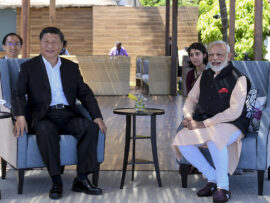 中国とインド、5年ぶりの首脳会談！関係正常化の裏には、それぞれの思惑が