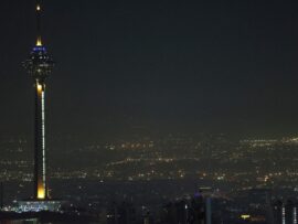 イスラエル、イランの核・石油施設は攻撃せず　標的は基地と米報道