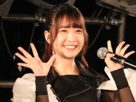 難病告白の人気アイドルが“喫煙パチンコ”!?　衝撃ネタで大バズリ「天才」「これは笑う」