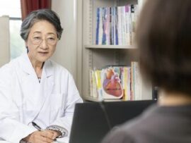 癒やしは2匹の猫　80歳を超えても元気に働く“旅好き”医師の暮らし　朝時間の充実や夜間頻尿改善で健やかに